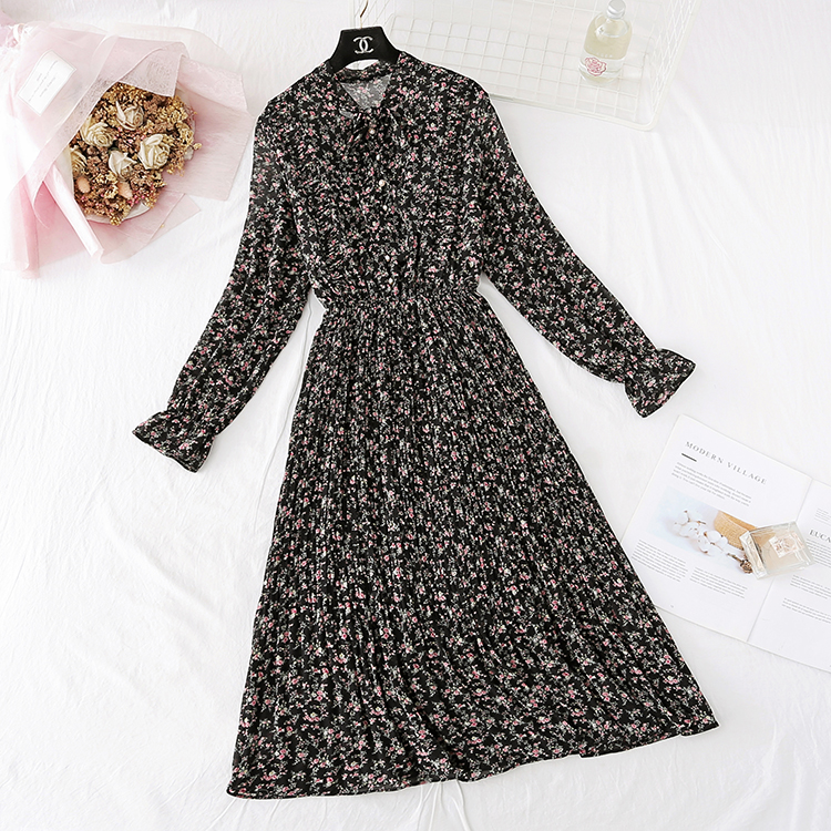 Картинка Платье миди длинный рукав бант на шее пуговицы жемчужины мелкий цветочный принт от магазина LonnaMag