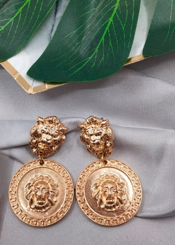 картинка Серьги в стиле versace круг со львом лев от магазина LonnaMag