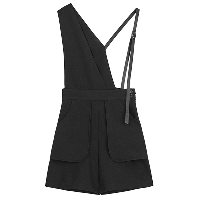 Картинка Комбинезон асимметричный с шортами одна лямка как ремень крупные карманы от магазина LonnaMag
