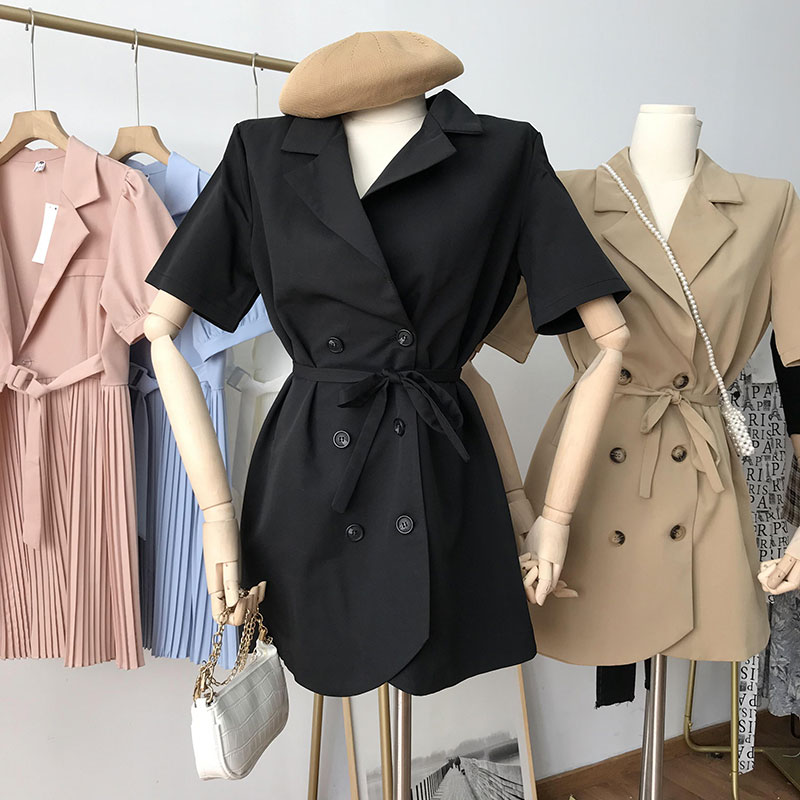 Картинка Платье пиджак двубортное короткий рукав + пояс от магазина LonnaMag