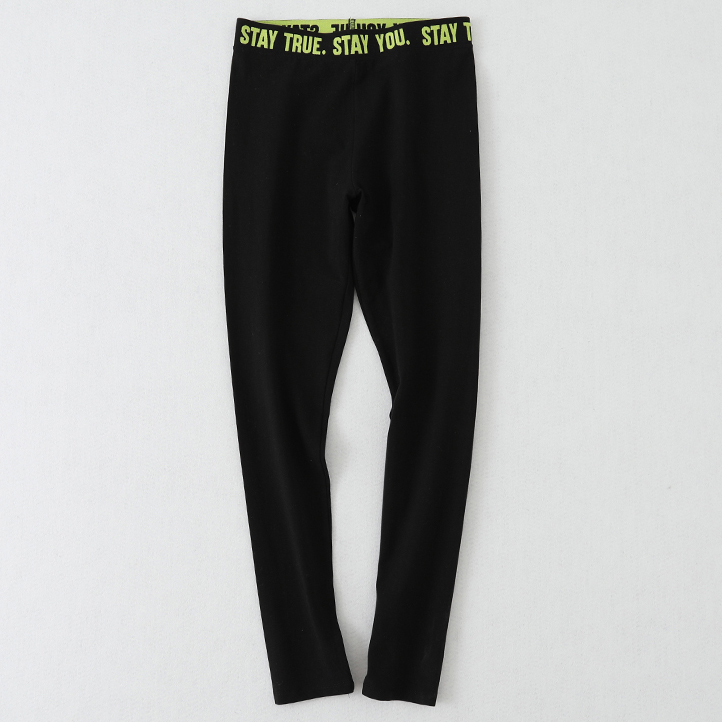 Картинка Леггинсы резинка с надписью Stay true. Stay you. от магазина LonnaMag