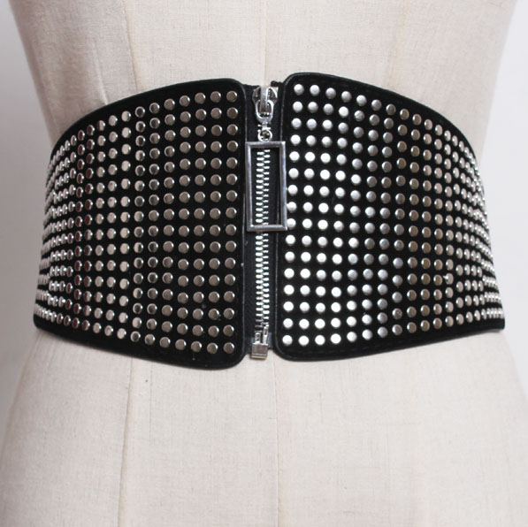 картинка Пояс широкая резинка спереди на молнии с прямоугольником + круглые клепки от магазина LonnaMag