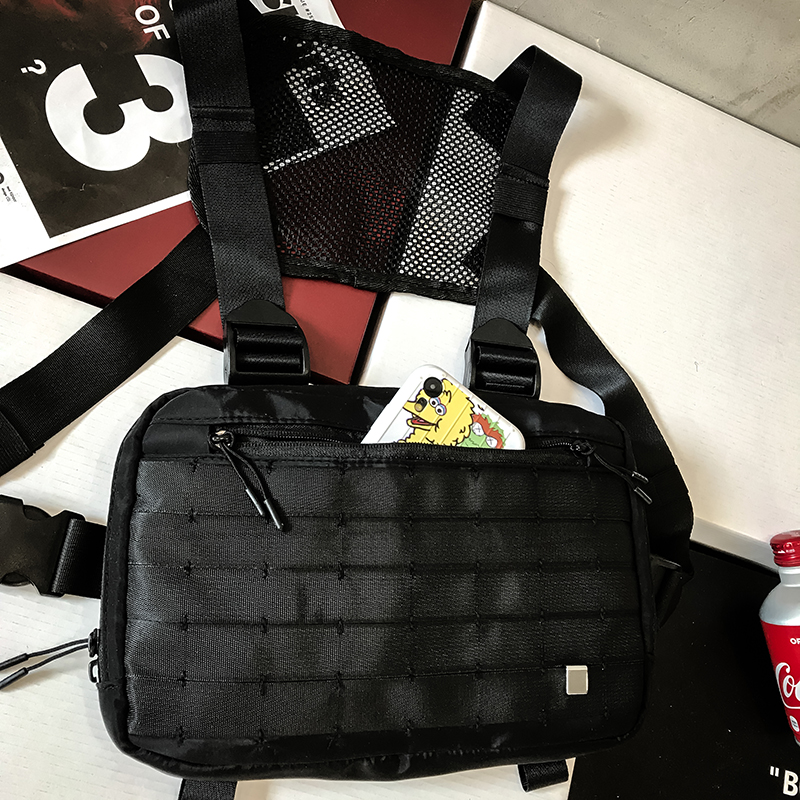 картинка Сумка рюкзак сзади сетка полностью черный от магазина LonnaMag