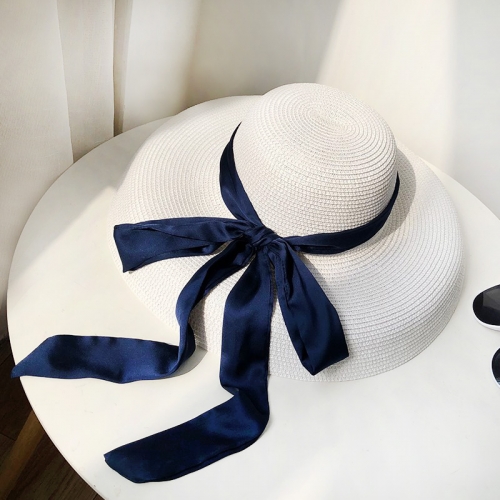 картинка Шляпа соломенная с атласной лентой от магазина LonnaMag