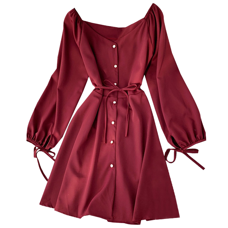 Картинка Платье мини куколка на белых пуговицах открытые ключицы завязки от магазина LonnaMag