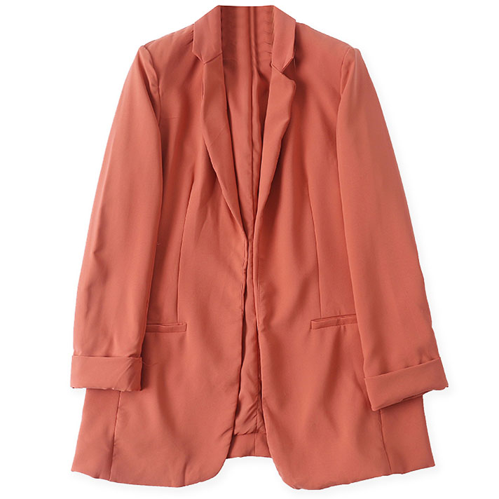 Картинка Пиджак прямой вытачки в потайнные карманы подкатаны рукавы от магазина LonnaMag