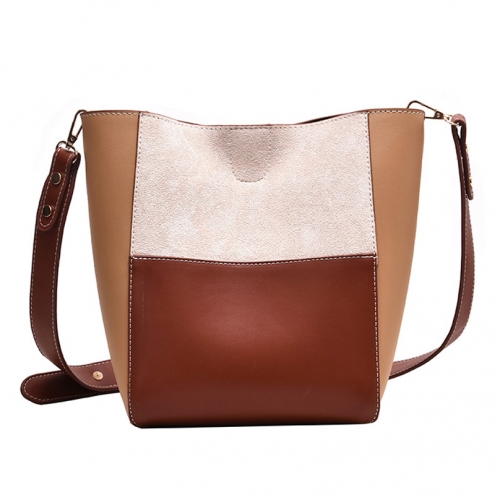 картинка Крупная сумка ведро колорблок половина замши от магазина LonnaMag