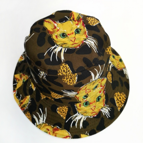 картинка Панама двусторонняя нарисована морда кота от магазина LonnaMag