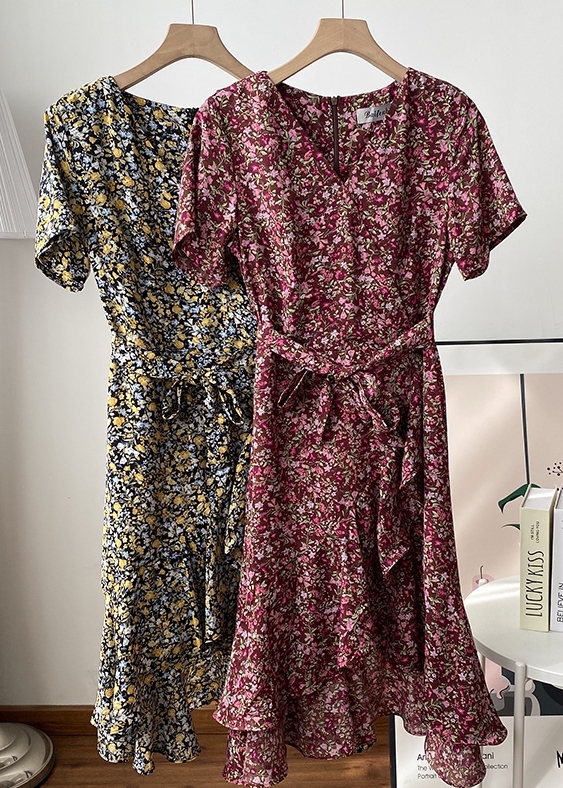 Картинка Платье легкое мелкий принт цветы волан короткий рукав + пояс от магазина LonnaMag