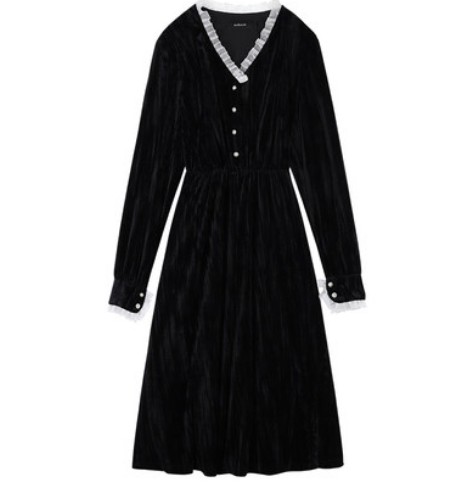 Картинка Платье миди бархатное белые пуговицы и кружево на рукавах воротнике от магазина LonnaMag