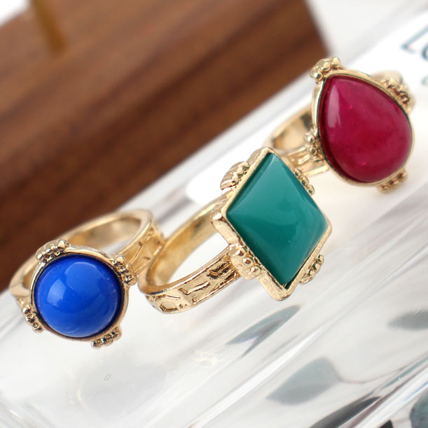 картинка Набор кольца 3 шт синий круг красная капля зеленый квадрат от магазина LonnaMag