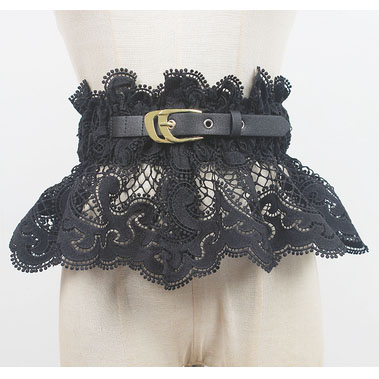 картинка Пояс баска из кружева спереди ремешок с двойной пряжкой от магазина LonnaMag