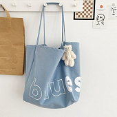 картинка Сумка шоппер тонкие ручки снизу крупная надпись bluest + брелок мишка от магазина LonnaMag