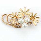 картинка Брошь 3 цветка 3 жемчужины от магазина LonnaMag