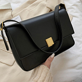 картинка Сумка короткая ручка клапан замок золотой квадрат от магазина LonnaMag