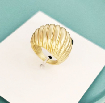 Кольцо крупный перстень рельеф закрученные полосы