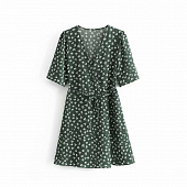 Картинка Платье на запах глубокий v-образный вырез короткий рукав принт цветы от магазина LonnaMag