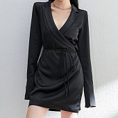 Картинка Платье на запах мини воротник смокинг тонкий пояс-завязки от магазина LonnaMag