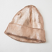 картинка Шапка с подворотом блестящие напыление металлик от магазина LonnaMag