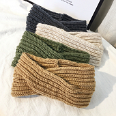 картинка Вязаная повязка на голову с перекрестным захватом от магазина LonnaMag