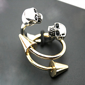 картинка Кольцо (набор 2 шт) 2 черепа 2 конуса шипа от магазина LonnaMag