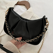 картинка Сумка  полумесяц сборка в контуре цепь с кожей от магазина LonnaMag