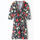 Картинка Платье на запах мини воланы крупные цветы и горох на черном от магазина LonnaMag