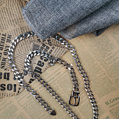 картинка Ремень-цепь металлическая с наконечником от магазина LonnaMag