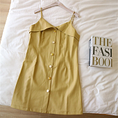 Картинка Платье на лямках эко-кожа разные пуговицы отвороты на груди от магазина LonnaMag