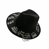 картинка Шляпа федора белый принт слова сверху на полях 3 кольца сбоку от магазина LonnaMag