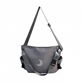 картинка Сумка мессенджер сбоку черные кисточки светоотражающий полумесяц от магазина LonnaMag