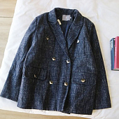 Картинка Пиджак пегий плотная ткань с подкладом 8 квадратных пуговиц от магазина LonnaMag