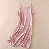 Картинка Платье комбинация свободное V вырез двойные тонкие лямки  от магазина LonnaMag