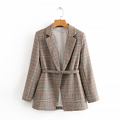 Картинка Пиджак в клетку тонкие красные полосы + узкий ремень от магазина LonnaMag