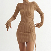 Картинка Платье водолазка рубчик длинный рукав через палец сбоку завязки от магазина LonnaMag