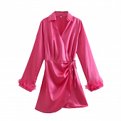 Картинка Платье v вырез запах на талии завязка перья на руковах от магазина LonnaMag