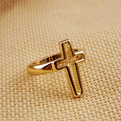 картинка Кольцо полый крест от магазина LonnaMag
