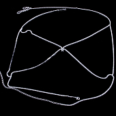 картинка Украшение на грудь как лиф треугольник страза по середине от магазина LonnaMag