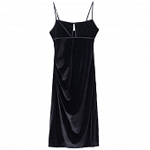 Картинка Платье миди черный бархат вырез на груди тонкие лямки от магазина LonnaMag