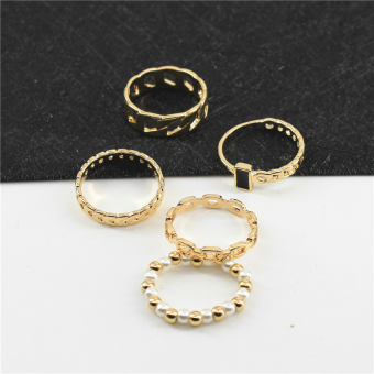 Кольца набор 5 шт бусины сердцечки звенья черный камень