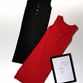 Картинка Платье майка стрейч рубчик по фигуре сверху пуговицы от магазина LonnaMag