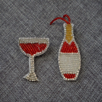 Брошь стразы бисер вино