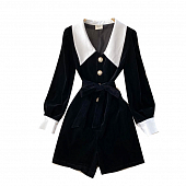 Картинка Комбинезон бархат белый воротник и манжеты пуговицы от магазина LonnaMag