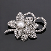 картинка Брошь в стразах двойной цветок жемчужина от магазина LonnaMag