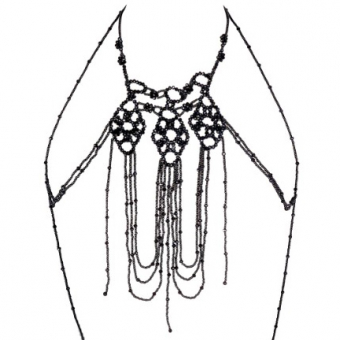Ожерелье на грудь черные бусины 3 ромба