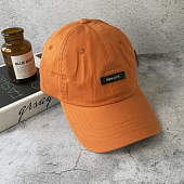 картинка Кепка черная нашивка New York от магазина LonnaMag