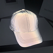 картинка Кепка светоотражающая рефлектив от магазина LonnaMag