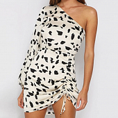 Картинка Платье мини на одно плечо сбоку сборка принт пятна  от магазина LonnaMag