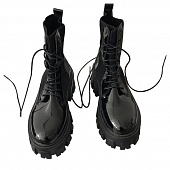картинка Ботинки на шнуровке тракторная подошва текстиль + лак от магазина LonnaMag