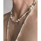 картинка Ожерелье 3-уровневое разный жемчуг цепь крест шип от магазина LonnaMag